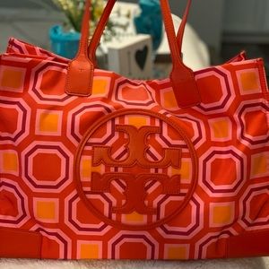 TORY BURCH (excellent condition)